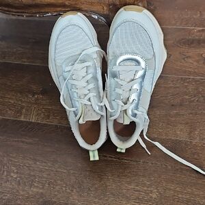 Sorel White and Cream Footwear